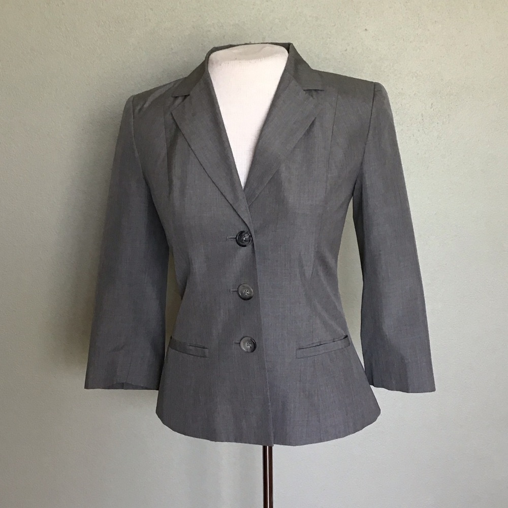 BANANA REPUBLIC 100% Silk Dove‎ Gray Blazer 3/4 Sleeve Women's Size 0